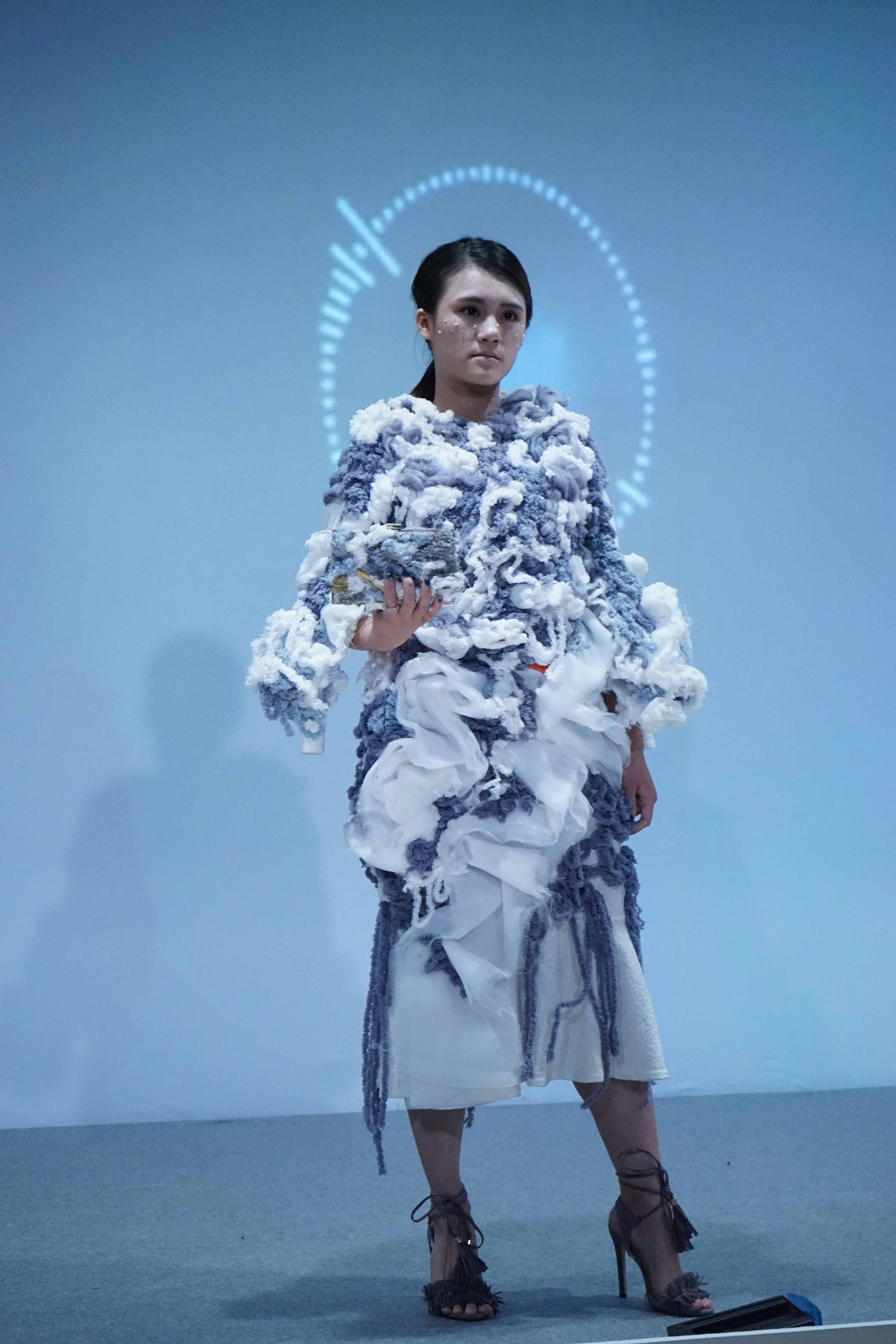 2016台湾高雄服装时尚设计动态展联展作品51.jpg